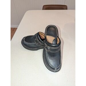 b.o.c. Born Concept Black Leather Clogs Mules Buckle BC3150 Womens 7 Y2K